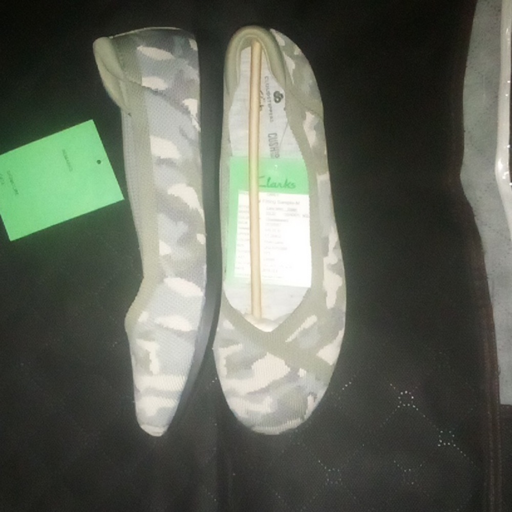 Woman's camo cloudsteppers